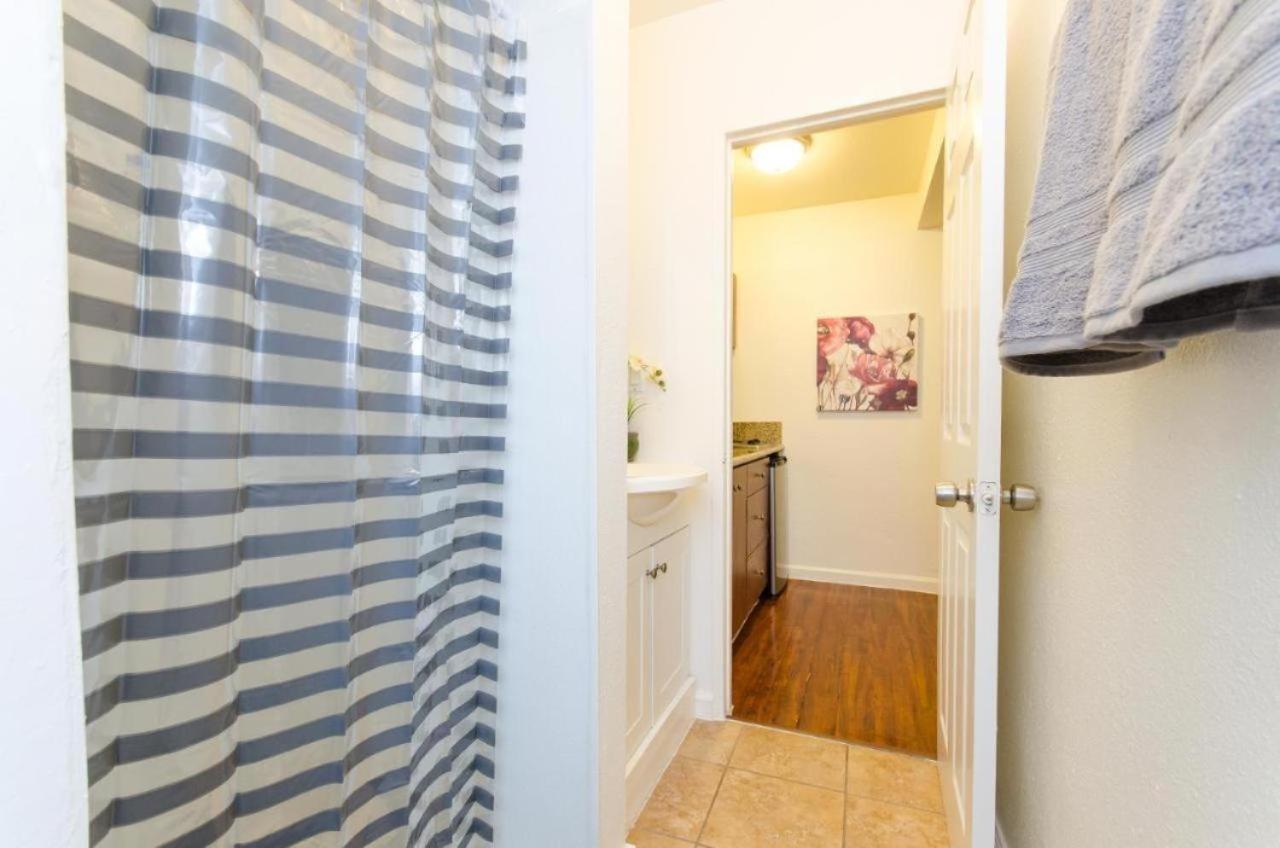 Snug Studio Apartment In The Heart Of Hollywood Los Angeles Exterior foto